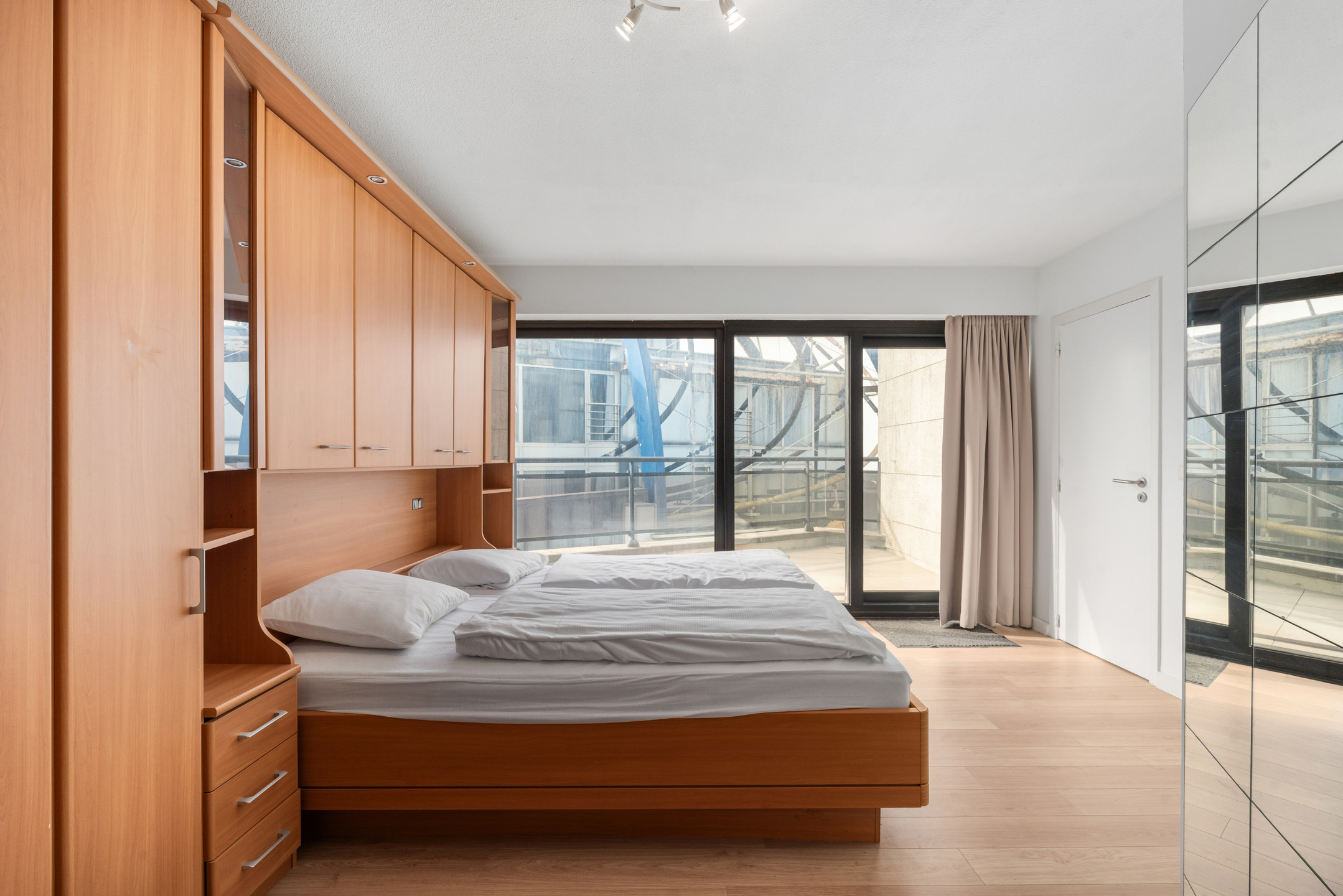 Hoekappartement met panoramisch zeezicht en grote terrassen - foto 4