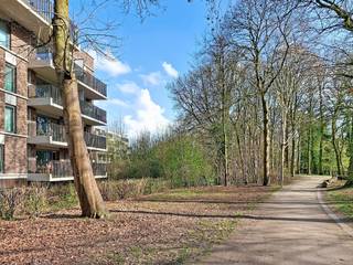 Deze instapklare en energiezuinige flat bevindt zich in de schitterend gelegen site van de "Oude Gasfabriek", Residentie Schoonebeker...