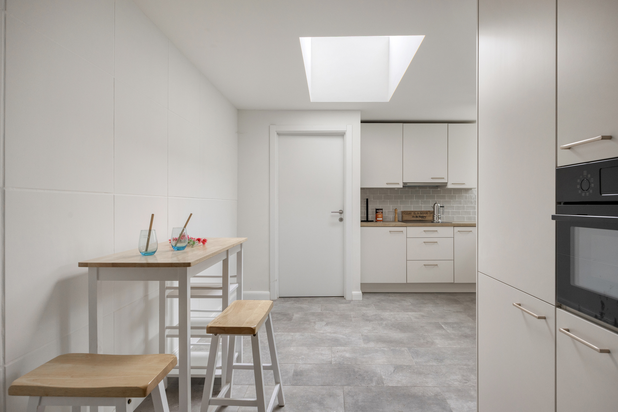 Ruime instapklare HOB met 4 slpks, tuin en garage - foto 4