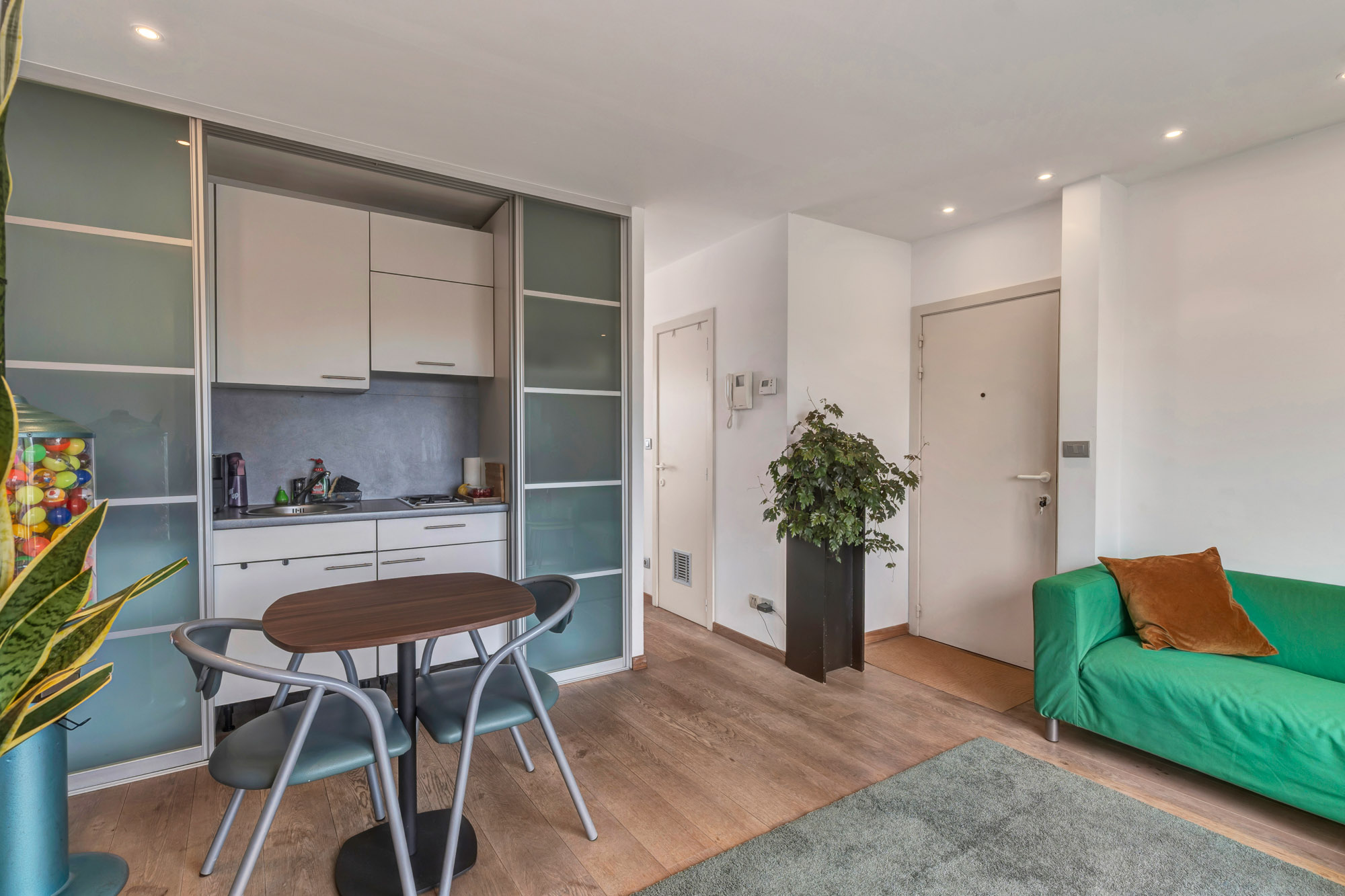 Apartment for sale in Deinze with 1 bedroom - photo 4