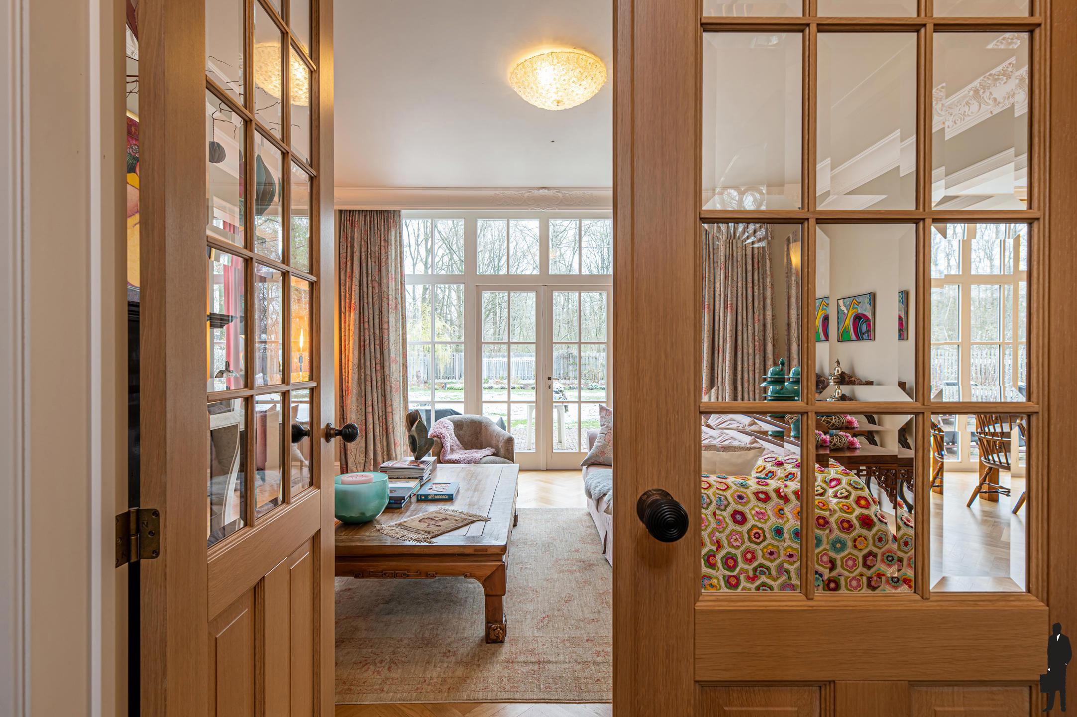 Villa in Engelse stijl op perceel van 1.989m² - foto 4