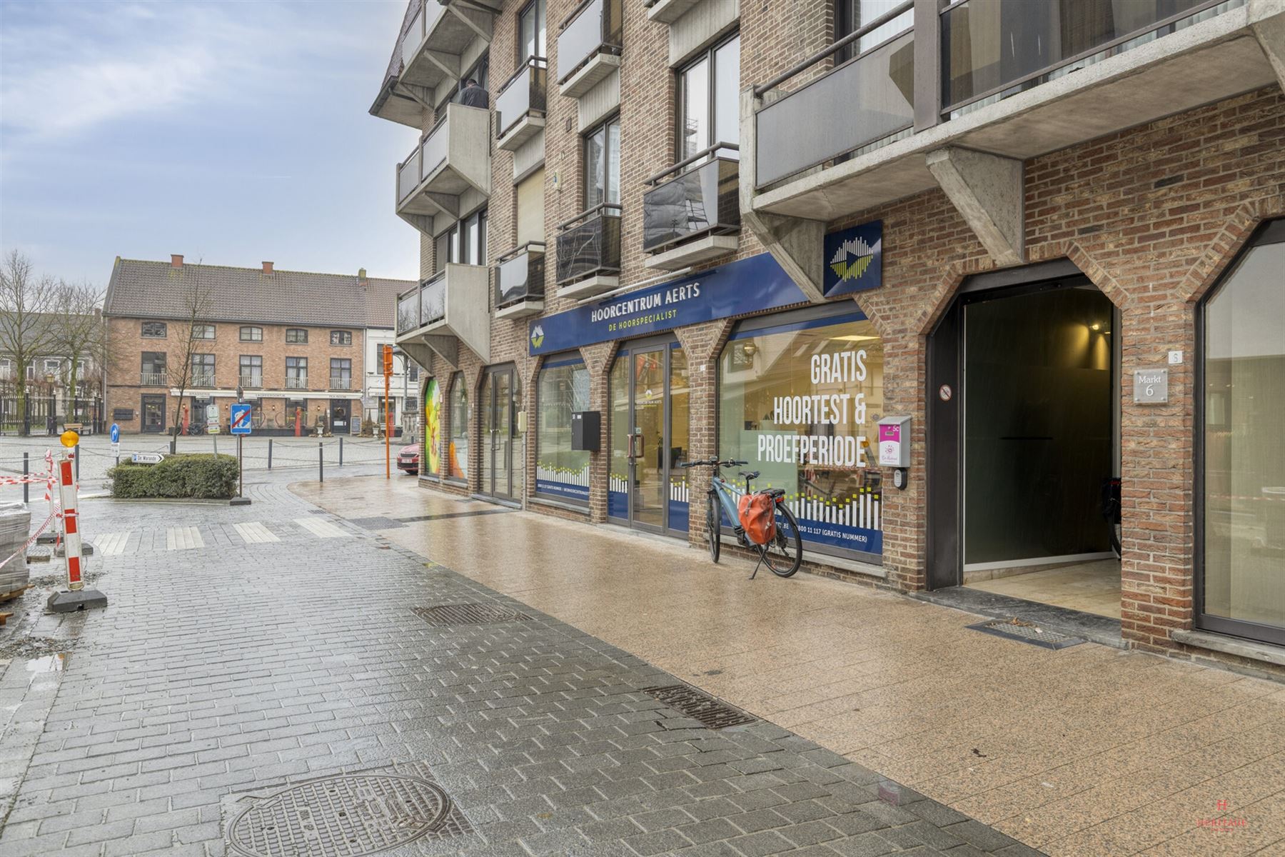 Commercieel pand in het hart van Aalter. - foto 4