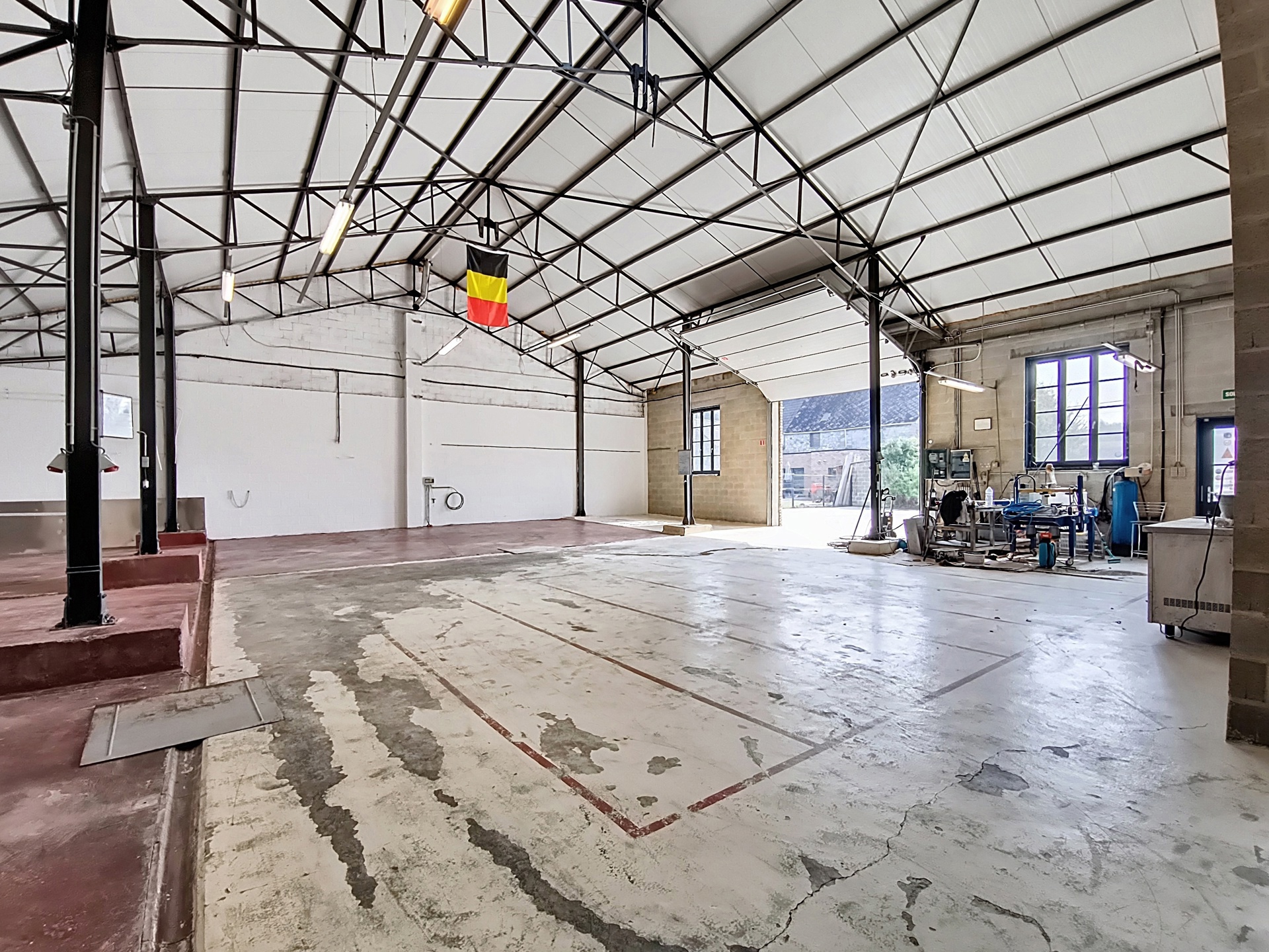 Commercial for rent in Héron - photo 2