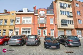 Maison de ville magnifiquement rénovée avec 4 chambres à coucher dans le centre de Zaventem Vous êtes à la recherche d'une maison de ville avec 4...
