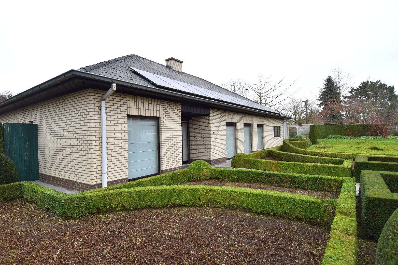 Villa met 3 slaapkamers (mogelijkheid tot meer!) te koop op 1922 m² grond nabij het centrum van Gullegem - foto 2