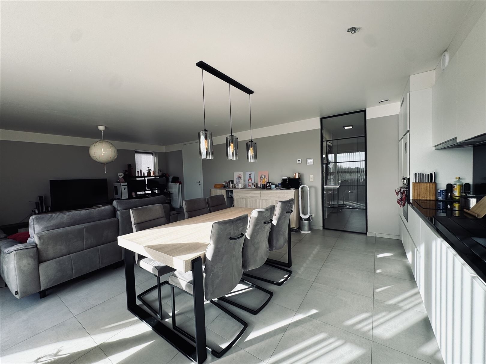 Recent appartement op de eerste verdieping met drie slaapkamers - foto 4