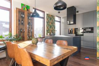 HOBOKEN | MAISON FAMILIALE AVEC QUATRE CHAMBRES, BUREAU, GARAGE ET JARDIN | EPC BAménagement comme suit : rez-de-chaussée : hall d'entrée/traphique -...