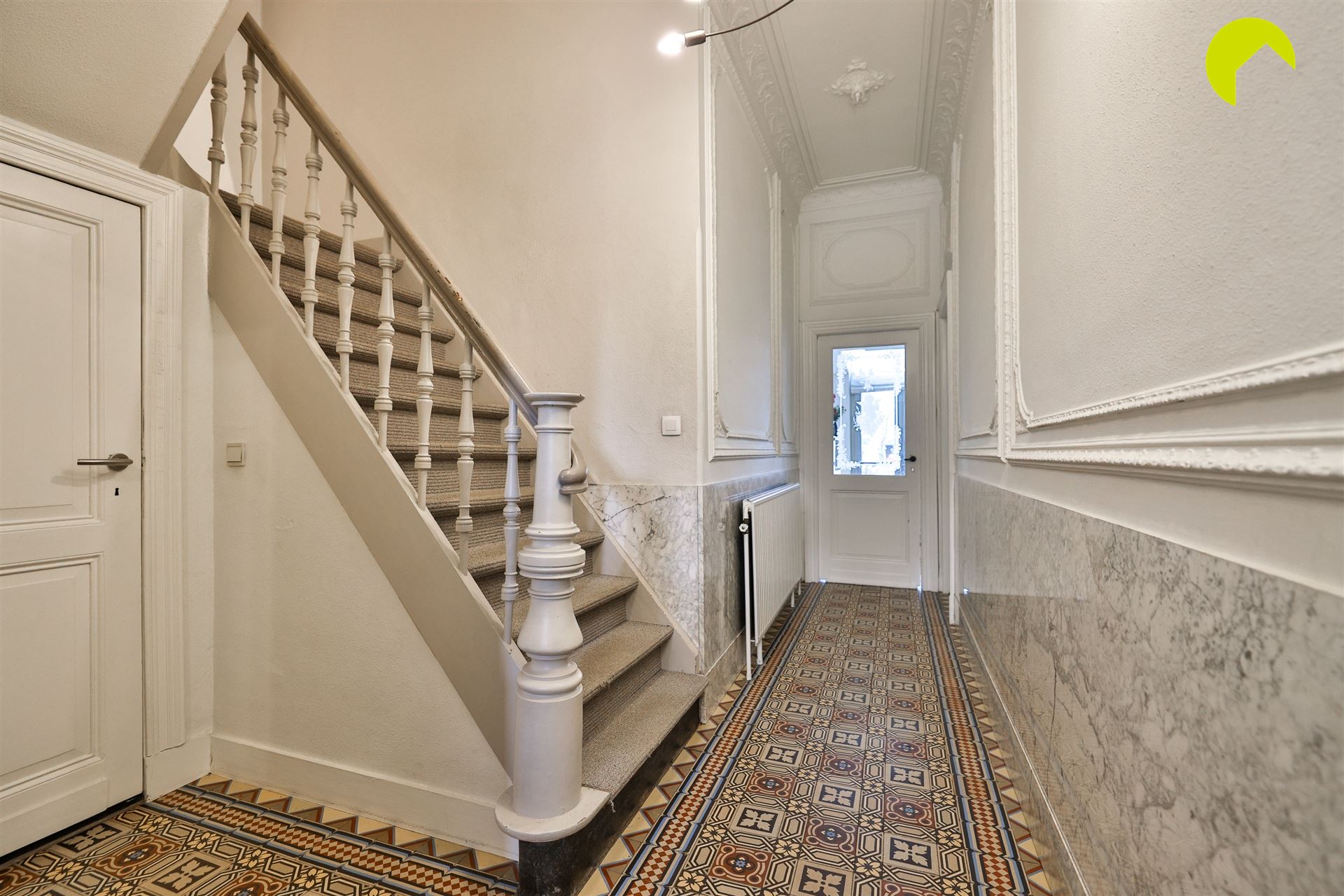 Unieke meesterwoning met 5-6 slpks en royale tuin in centrum Wilrijk! - foto 2