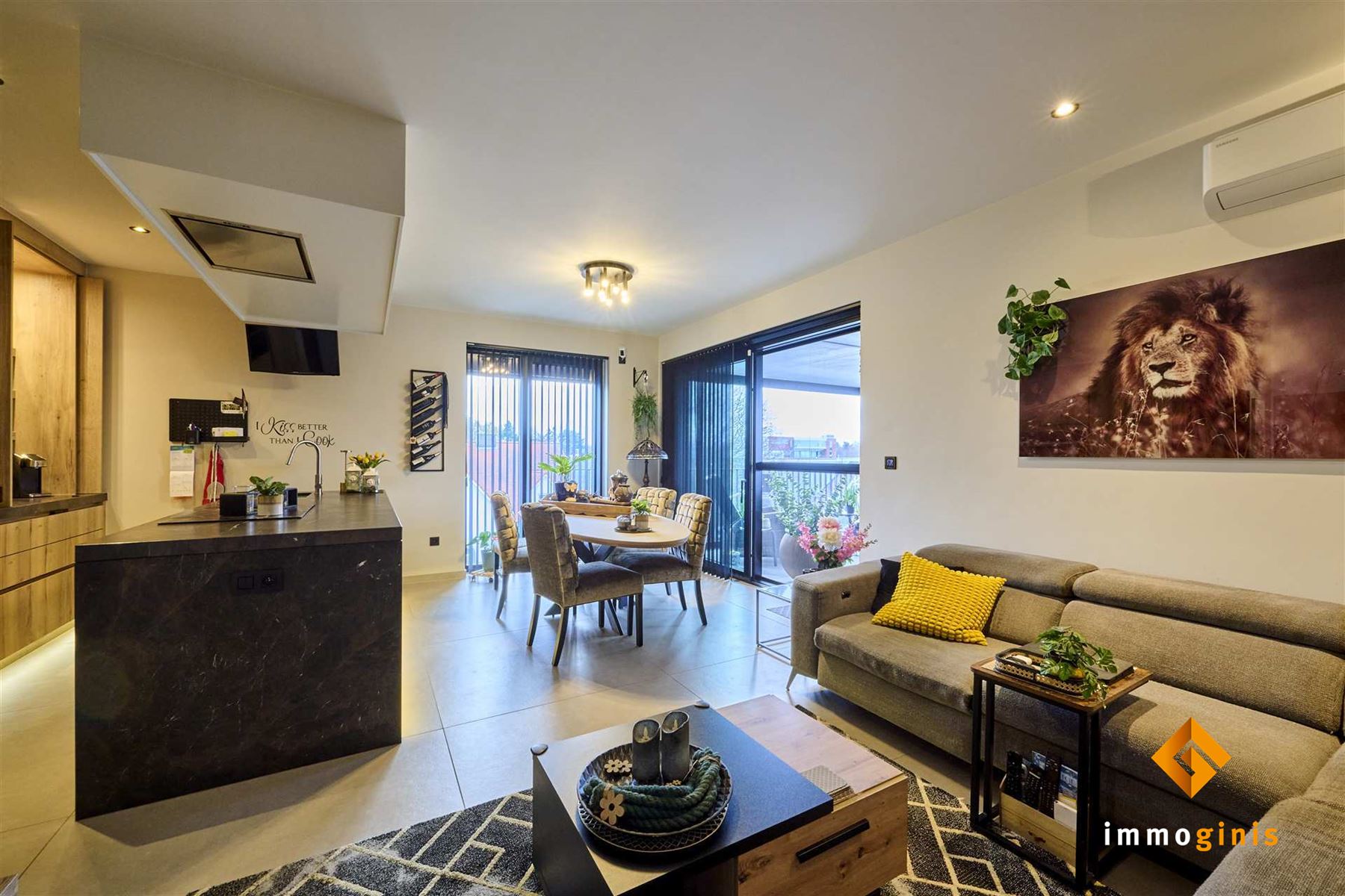 Luxueus 3-slaapkamerappartement met zéér ruim terras, gelegen op de 2e verdieping. - foto 2