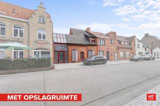 Adres: Klerkenstraat 31 - Langemark (op enkele minuten van Boezinge)In het hart van Langemark, op wandelafstand van alle voorzieningen, vind je deze...