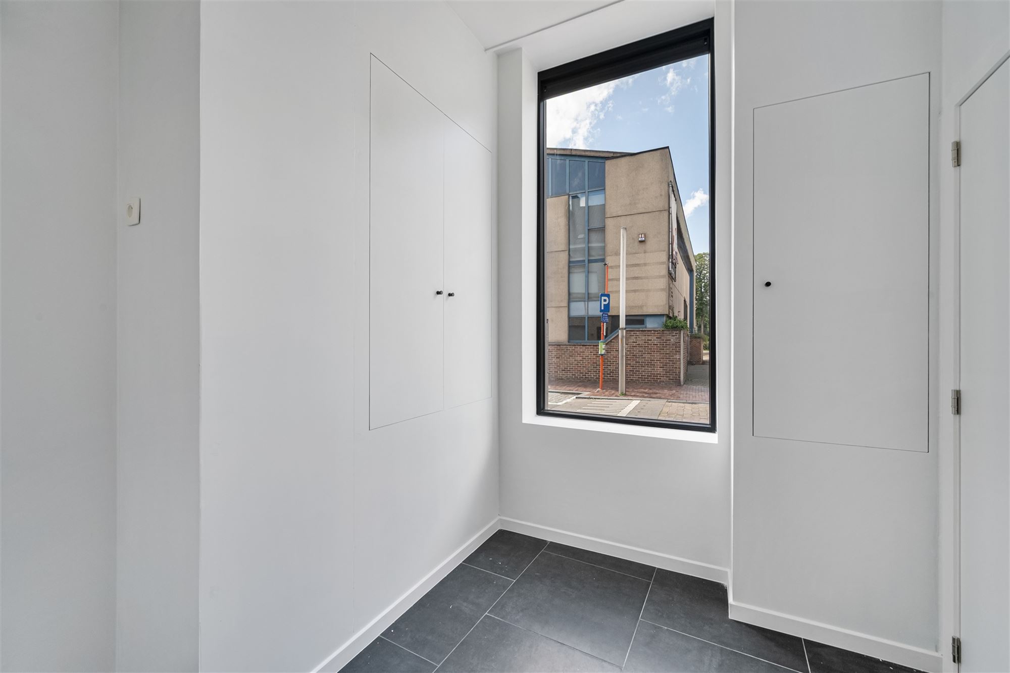 Topper! Volledig gerenoveerde woning met 3 slpk te koop!  - foto 3