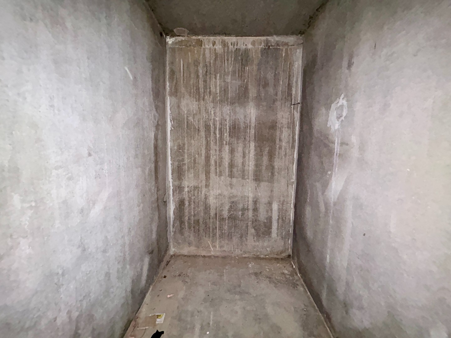 Kelderberging in residentie Conincklijke Passage te centrum Roeselare! - foto 1