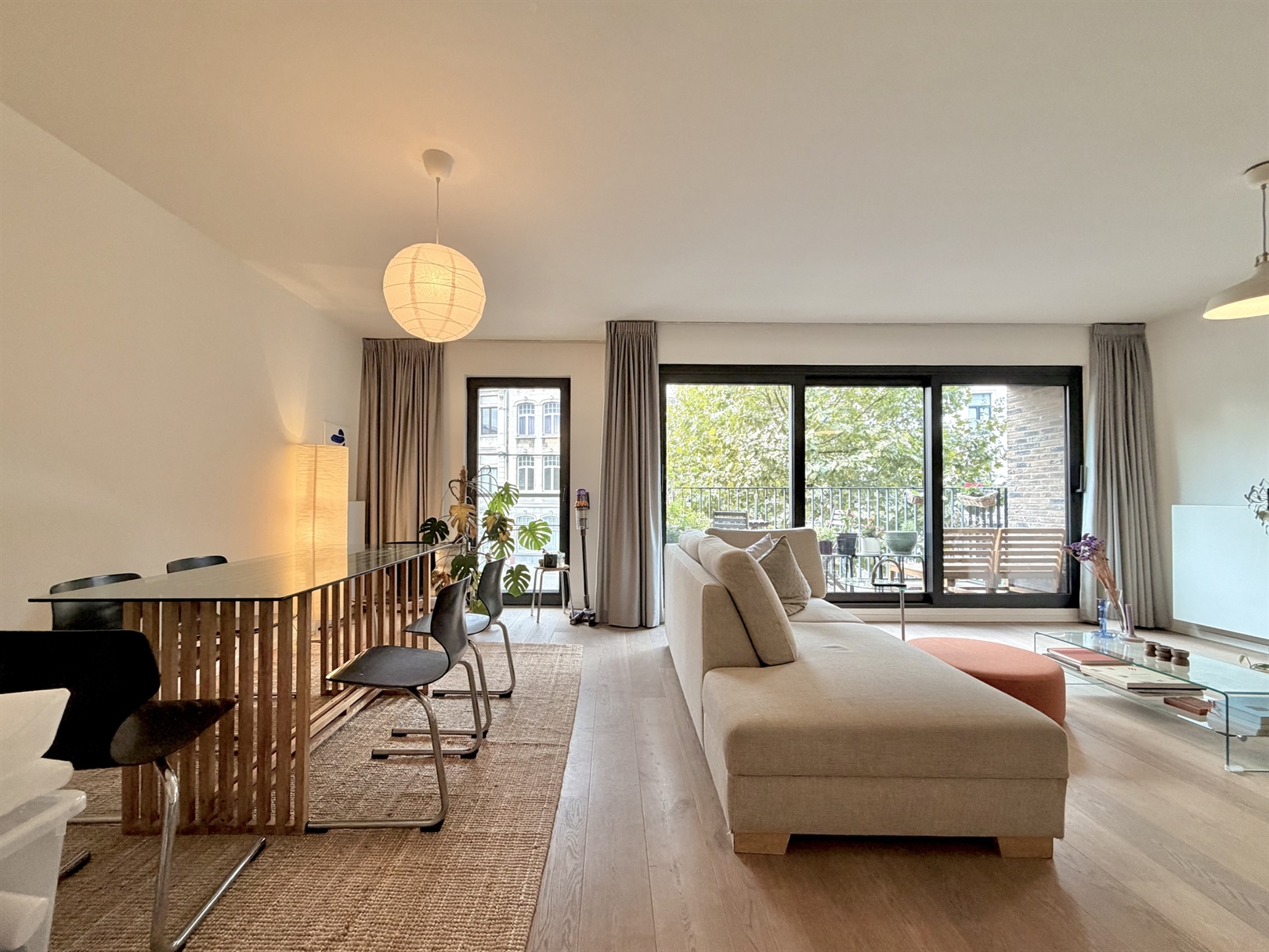 Sud ∣ Appartement prêt à emménager, avec 2 chambres et une grande terrasse - photo 4