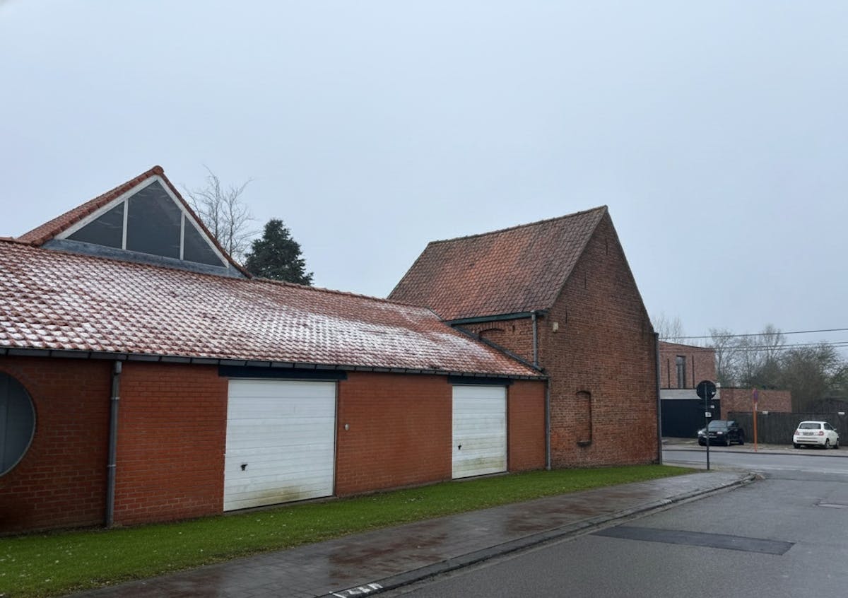 Entrepôt à louer d'environ 180 m² près de Rijksweg à Roeselare - photo 2