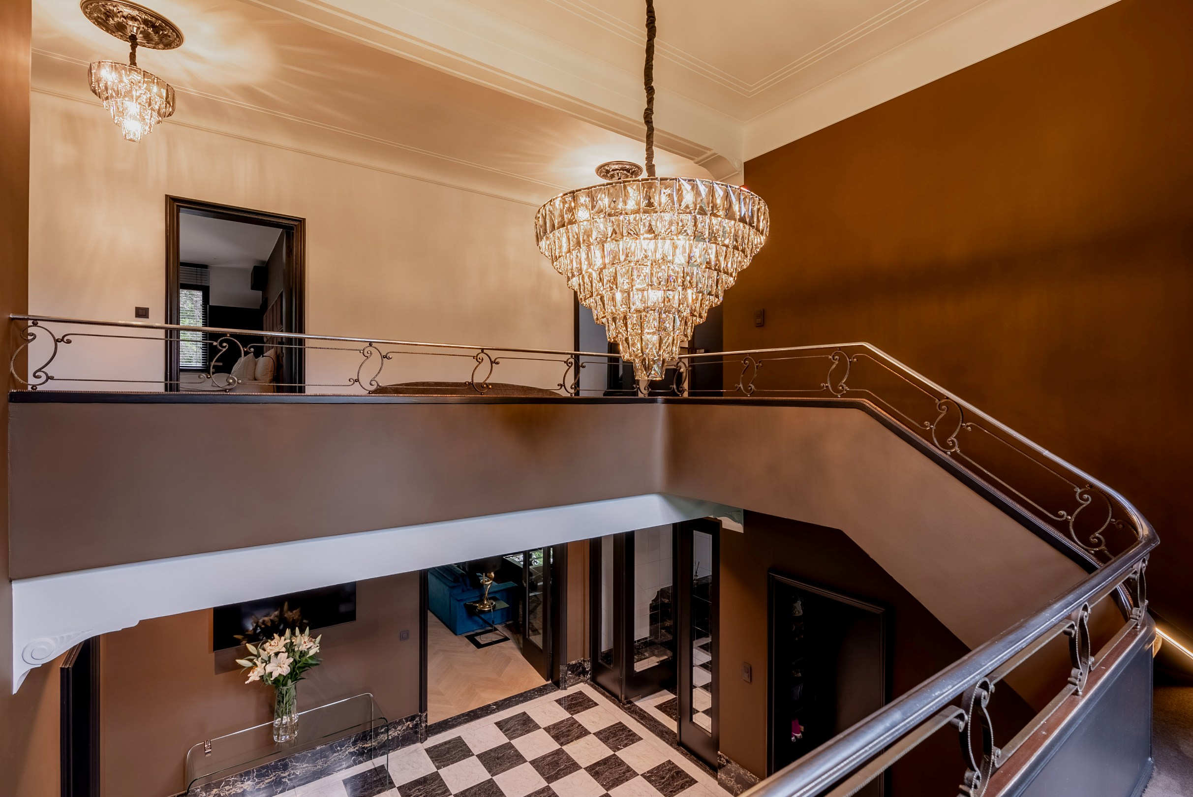 Luxueus gerenoveerde villa met poolhouse - foto 4