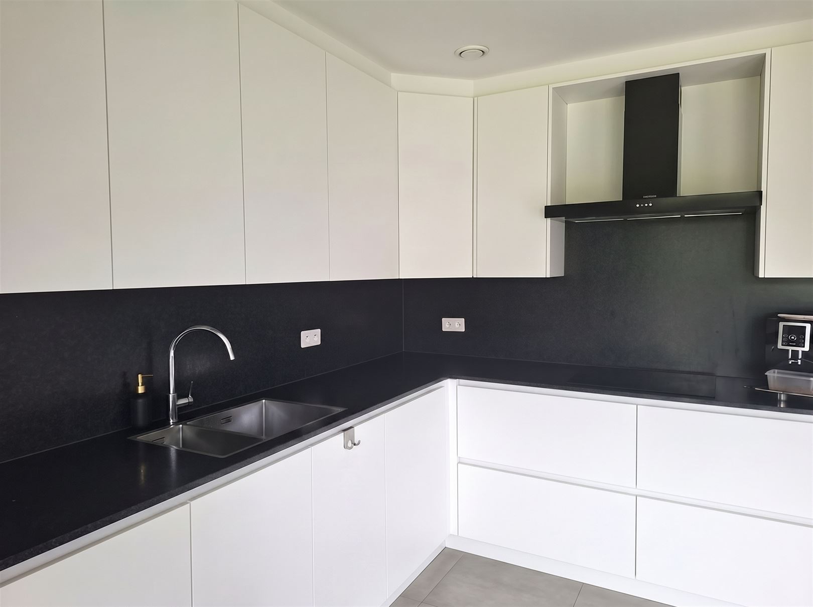 TE HUUR: Vrijstaande BEN-woning met 3 slaapkamers te Pelt! - foto 5