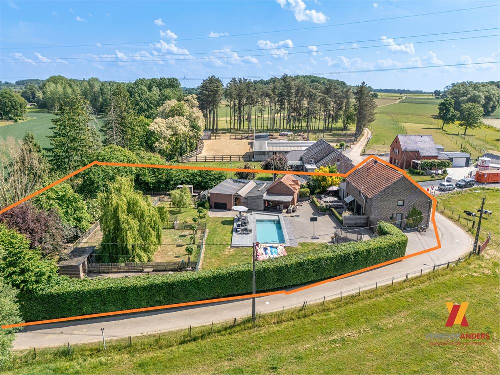 Unieke woning met Zwembad en magazijn op 26are grond in landelijke omgeving - foto 2