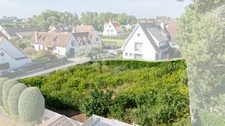 Prachtig stuk bouwgrond nabij het strand en het commerciële centrum te Koksijde-Bad Het lot heeft een oppervlakte van 636m² en er is geen...