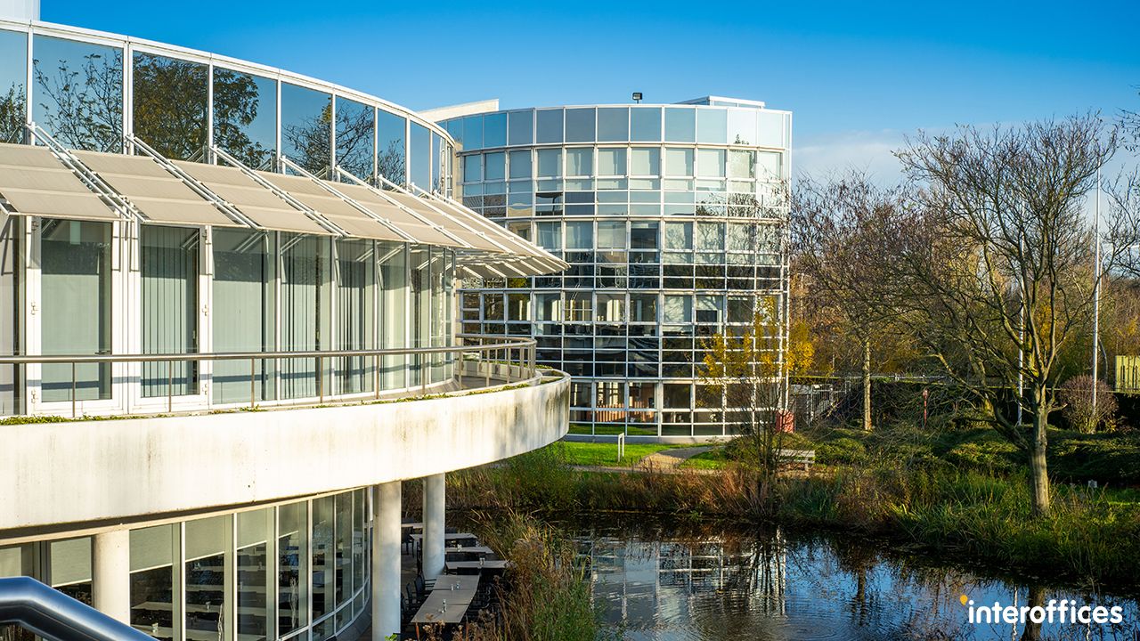 Gerenoveerde kantoren van 20 - 100 m² nabij de R0 - foto 3