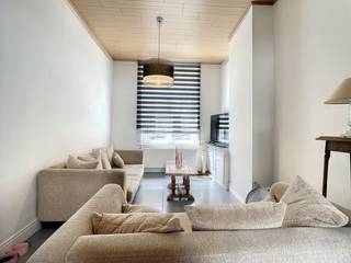 Te huur knusse, instapklare woning gelegen te OudenaardeDeze rijwoning is VOLLEDIG GERENOVEERD en is behouden van enkele AUTHENTIEKE ELEMENTEN...