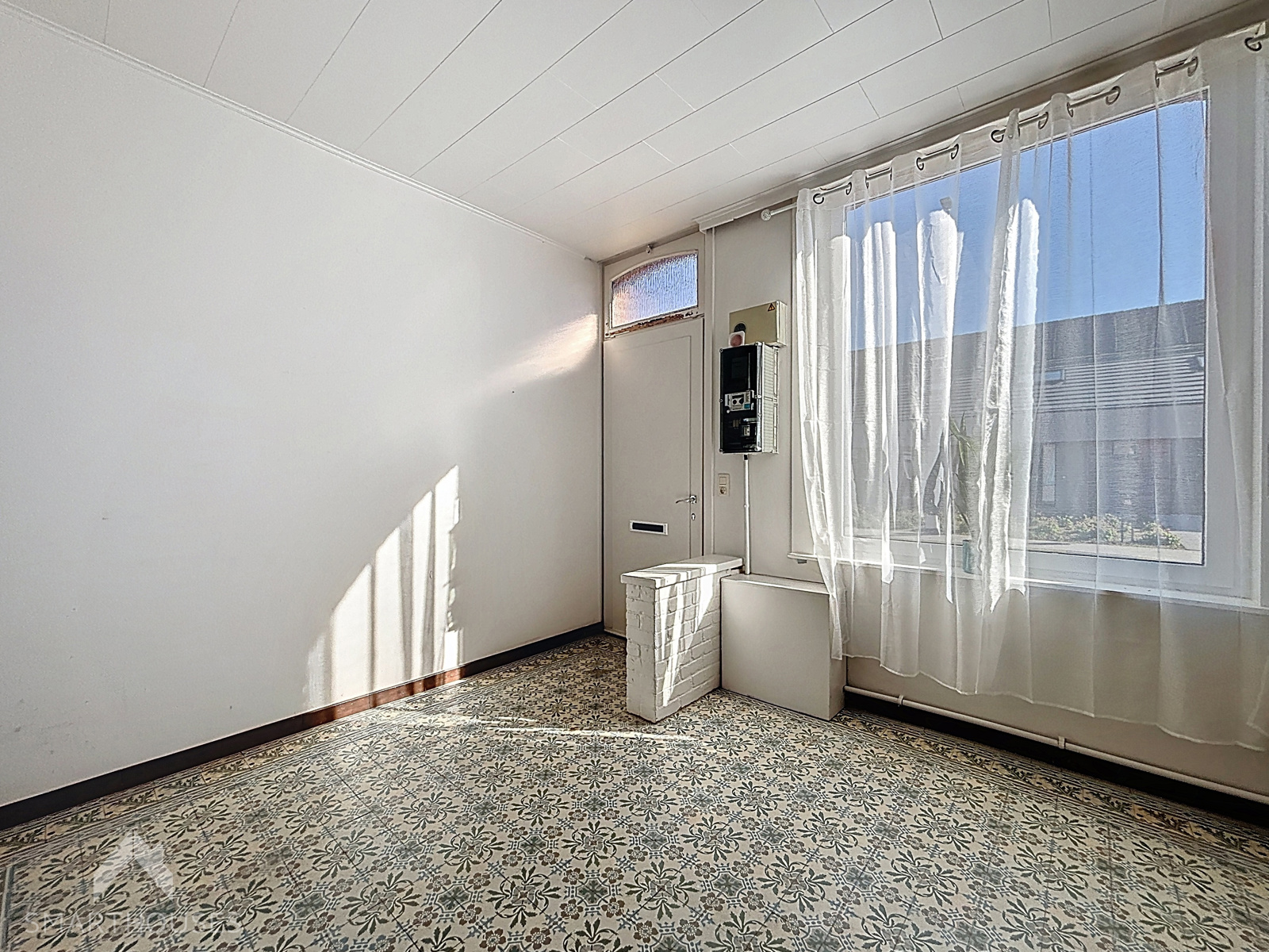 Centraal gelegen woning met 2 slaapkamers op 552m2 - foto 4
