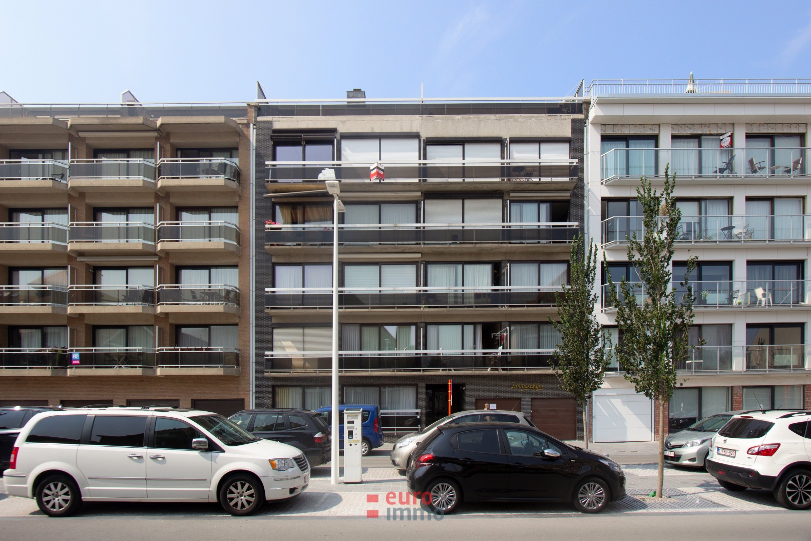 Centraal gelegen autostaanplaats in Nieuwpoort! - foto 1