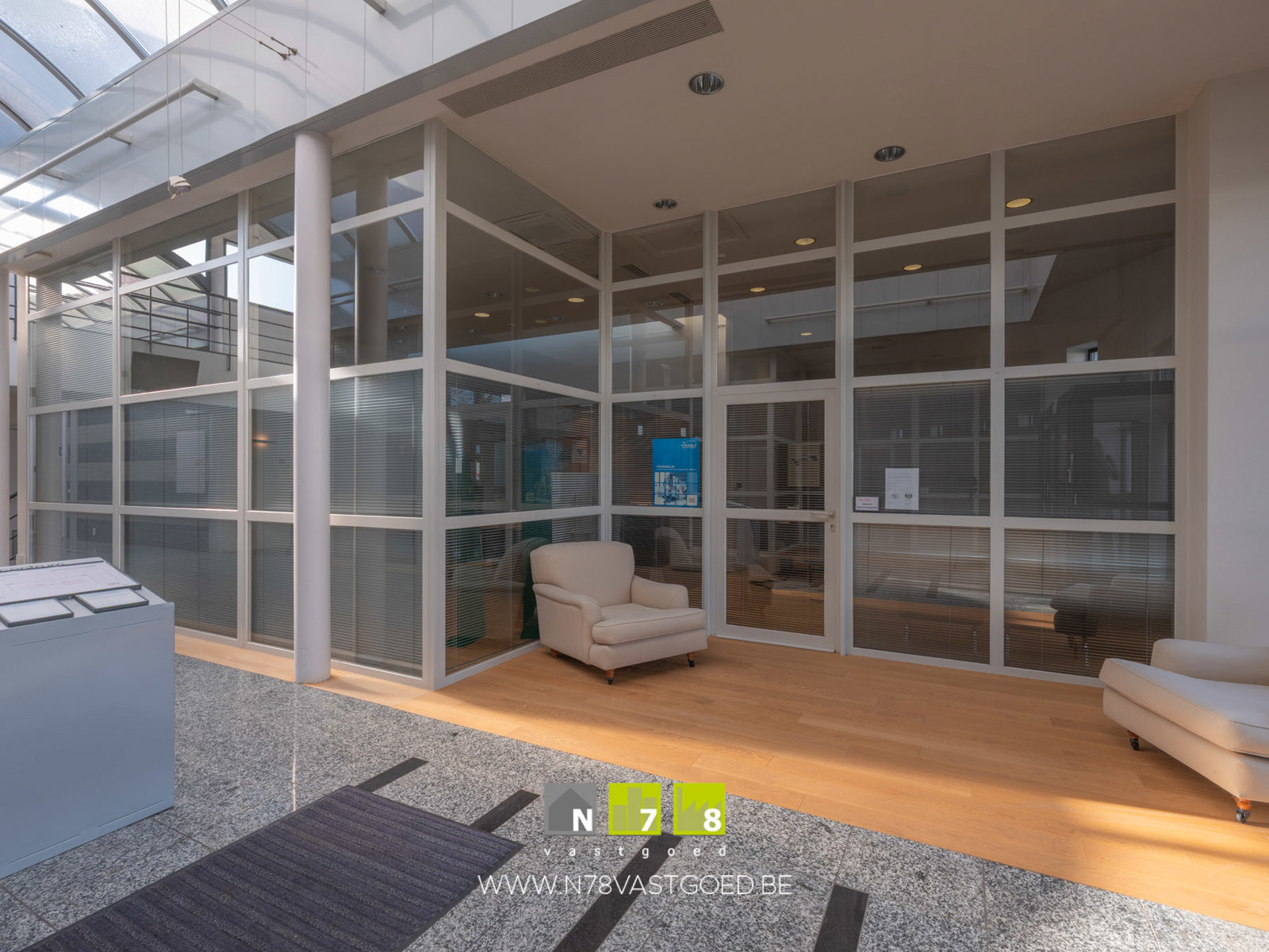 Commercial for rent in Opglabbeek - photo 3