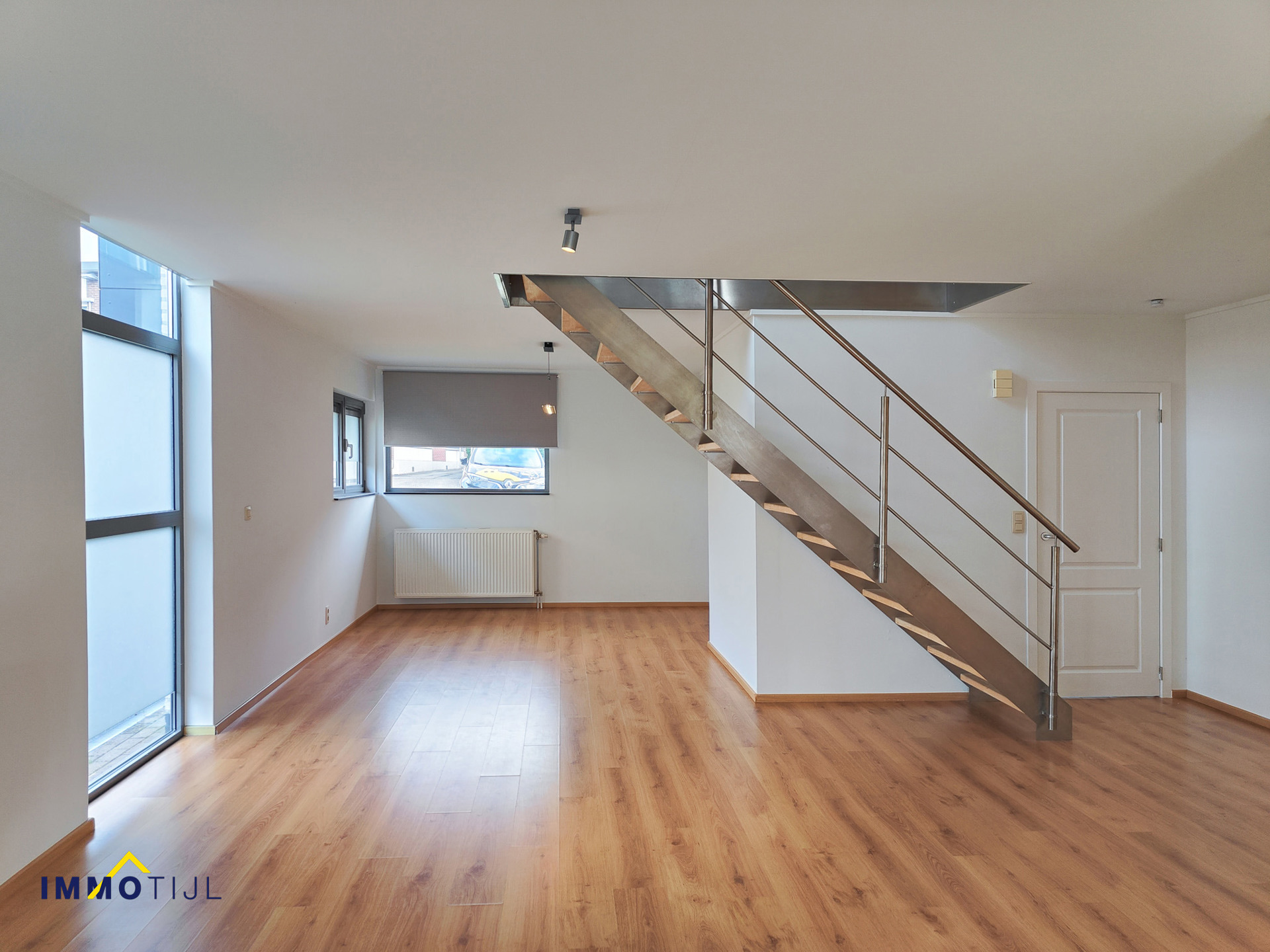 Moderne en ruime woning in dorpskern van Moorsel. - foto 2