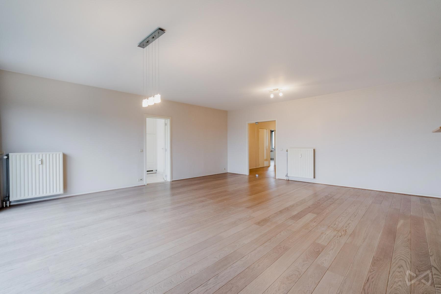 Appartement à louer à Woluwe-Saint-Lambert avec 3 chambres - photo 2