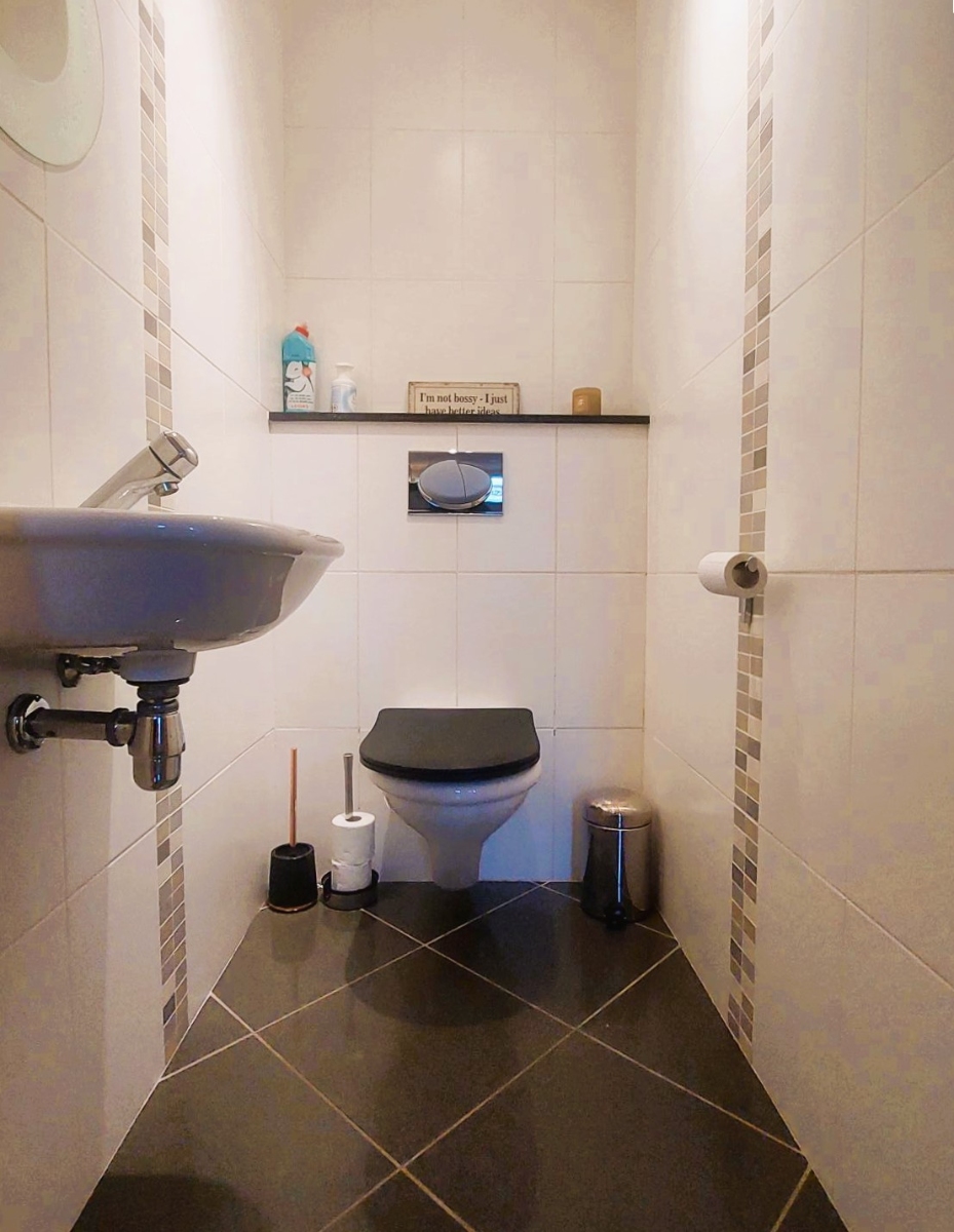 Charmante villa met 346 m² woonruimte en uitzonderlijke ligging in Oostende - Vuurtorenwijk - photo 3