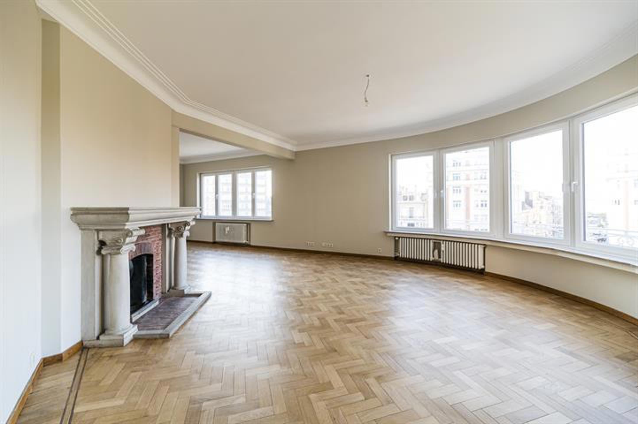 Bel appartement 2 chambres - excellent état - foto 5