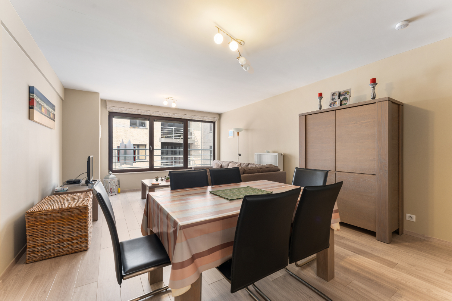 Charmant 1-slaapkamerappartement op steenworp van het centrum, het strand en de zee - foto 3