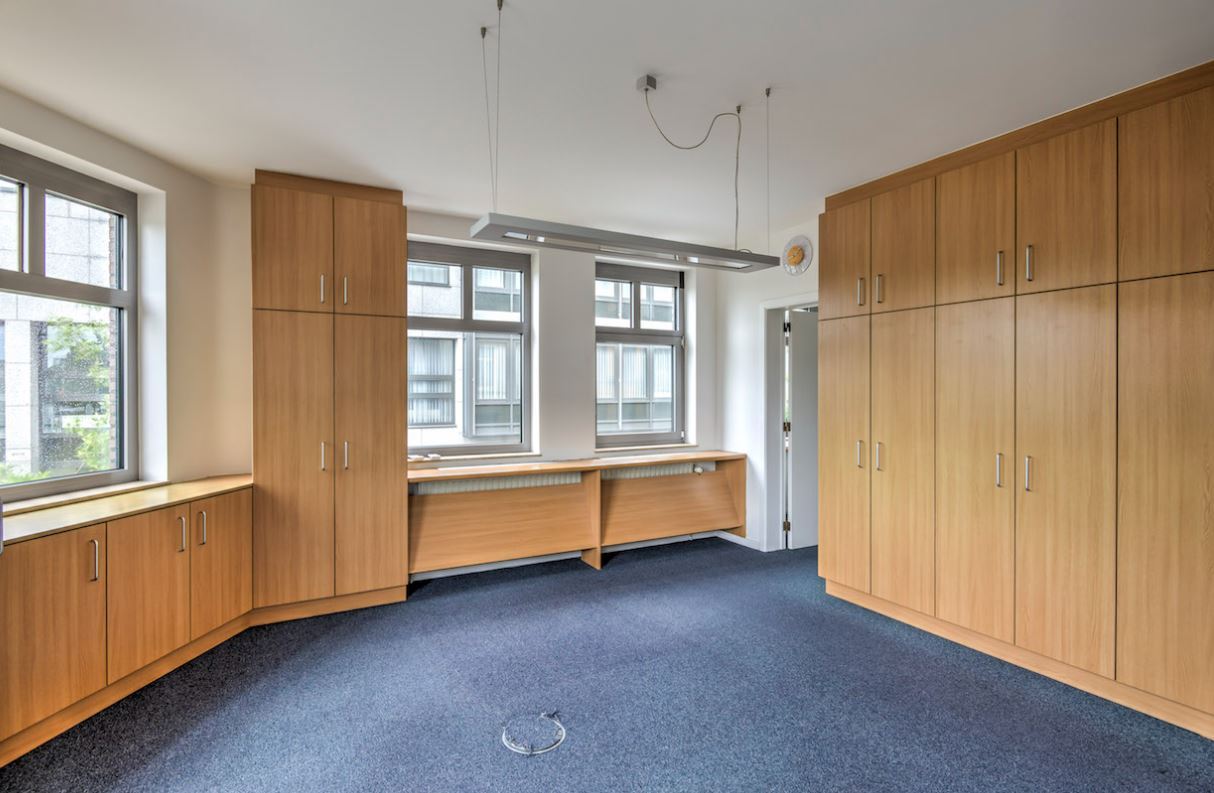 BETAALBARE KANTOOR OF PRAKTIJKRUIMTES MET UITSTRALING - foto 4