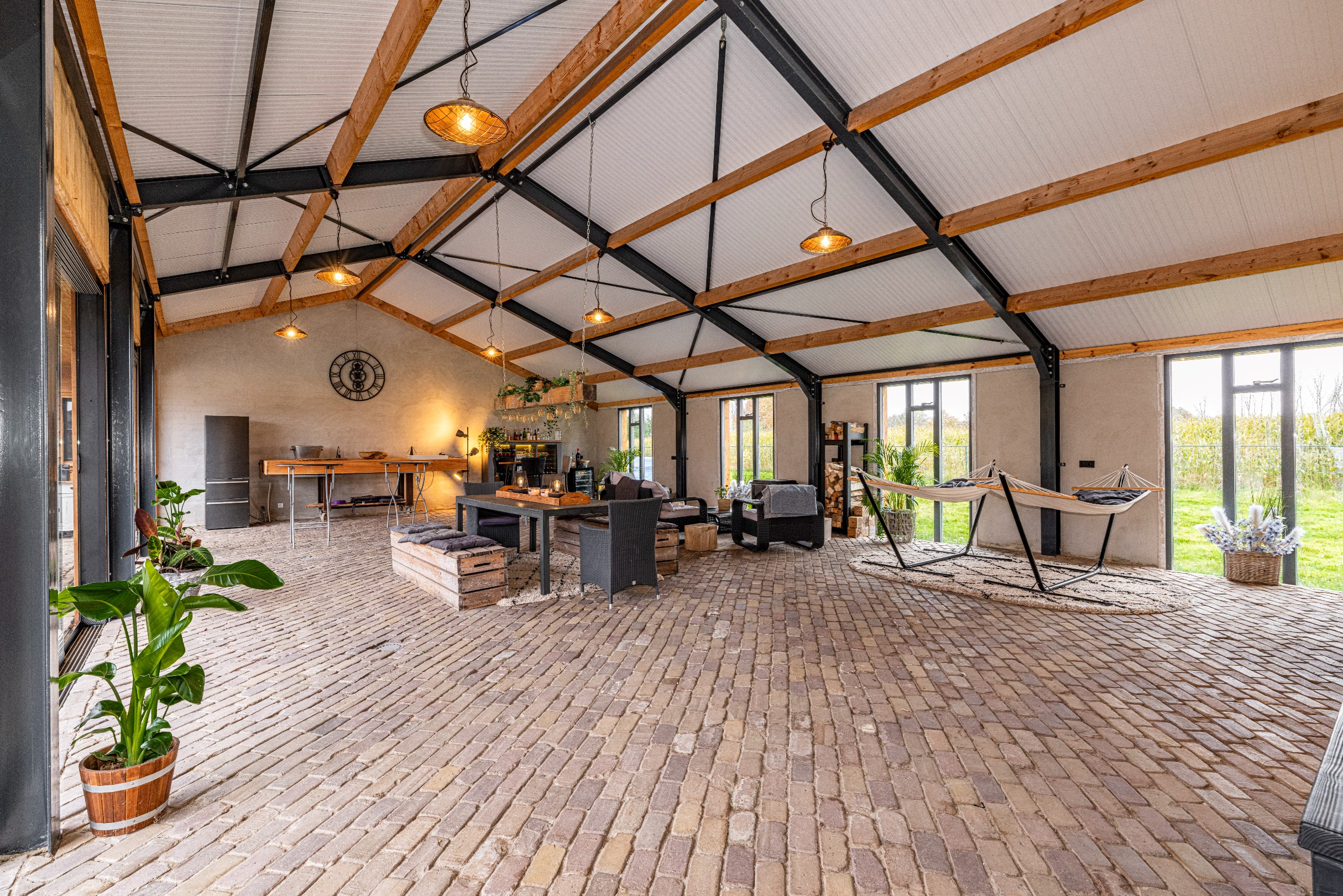 Groen gelegen woning met ruim bijgebouw op perceel van +/-  1.523m² te Poppel! - foto 5