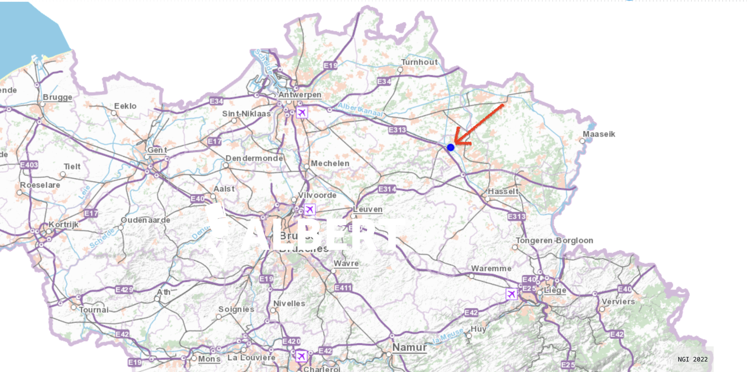 Kantoren, werkplaats en loodsen op 3 percelen (totaal> 2 ha) - foto 4