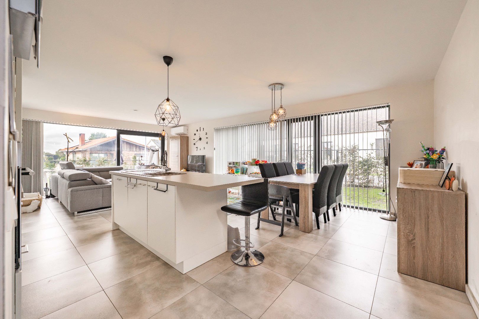 RECENTE, INSTAPKLARE WONING IN KINDVRIENDELIJKE BUURT TE PITTEM - foto 4