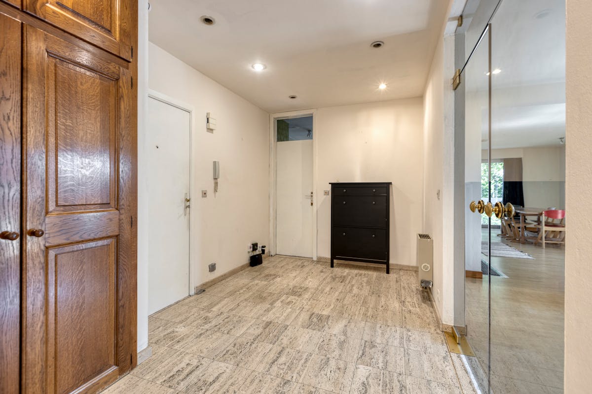 Opgeknapt hoekappartement (125m²) in Hasselt met 2 slaapkamers - foto 4