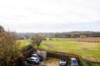 Spacieux immeuble de bureaux dans un cadre rural à ZellikÊtes-vous à la recherche, pour votre entreprise, d’un spacieux immeuble de bureaux à...
