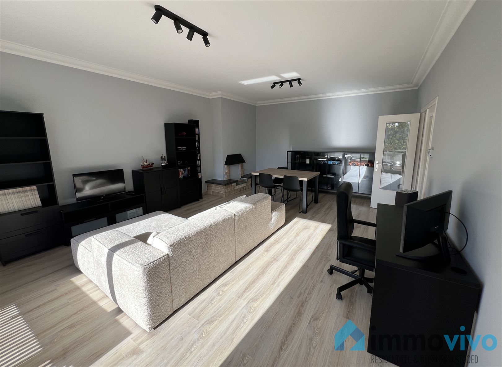 Ruim en lichtrijk appartement met groot terras en uniek uitzicht - foto 2