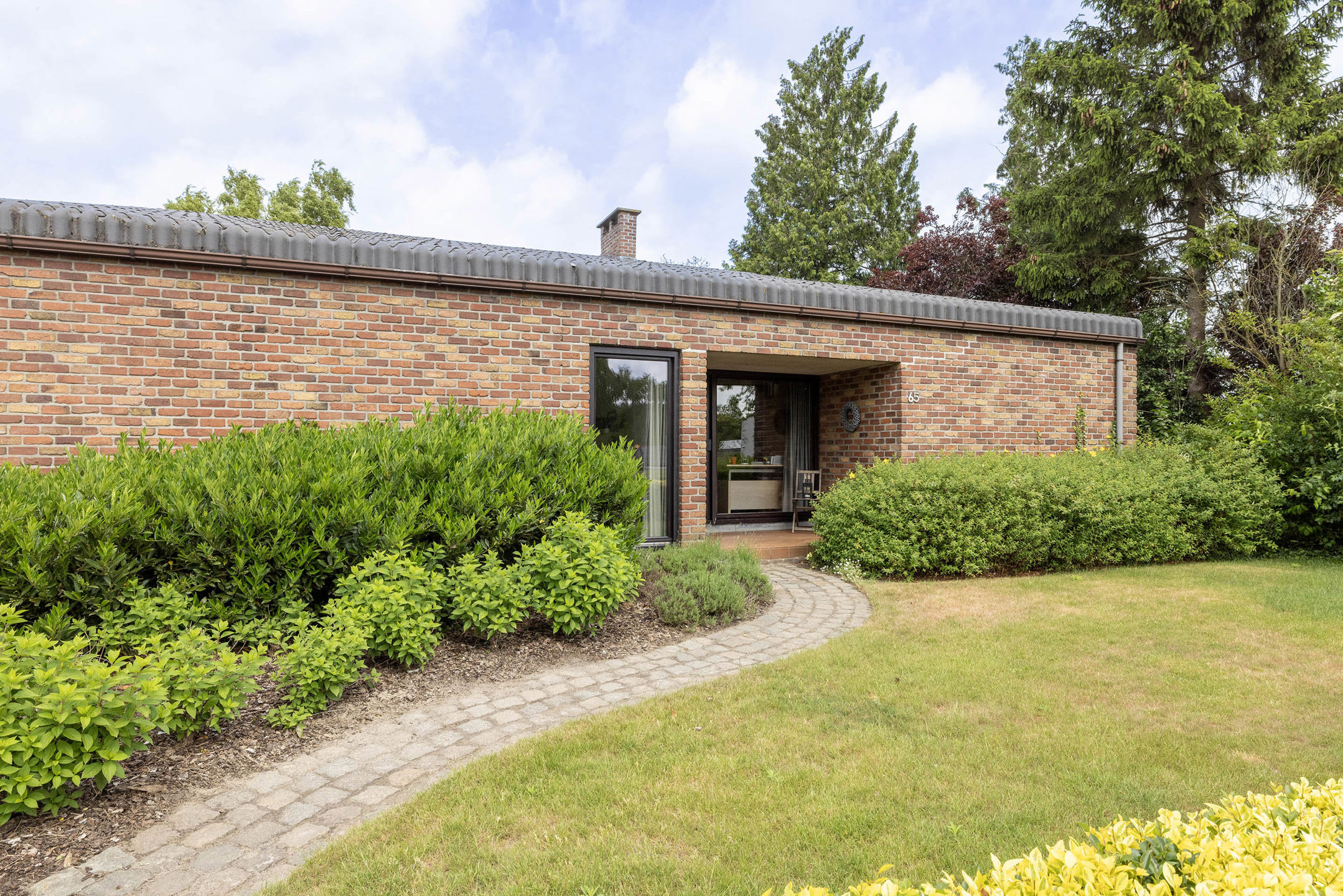 Instapklare, rustig gelegen woning op perceel van 1.480 m²! - foto 2