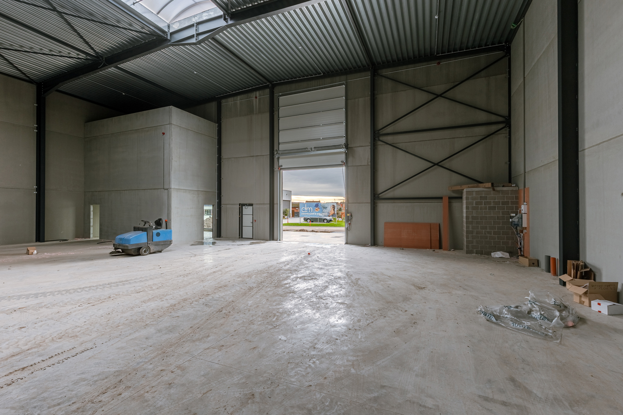 KMO-unit met kantoorruimte nabij E40 met een opp van 1043m2! - foto 3