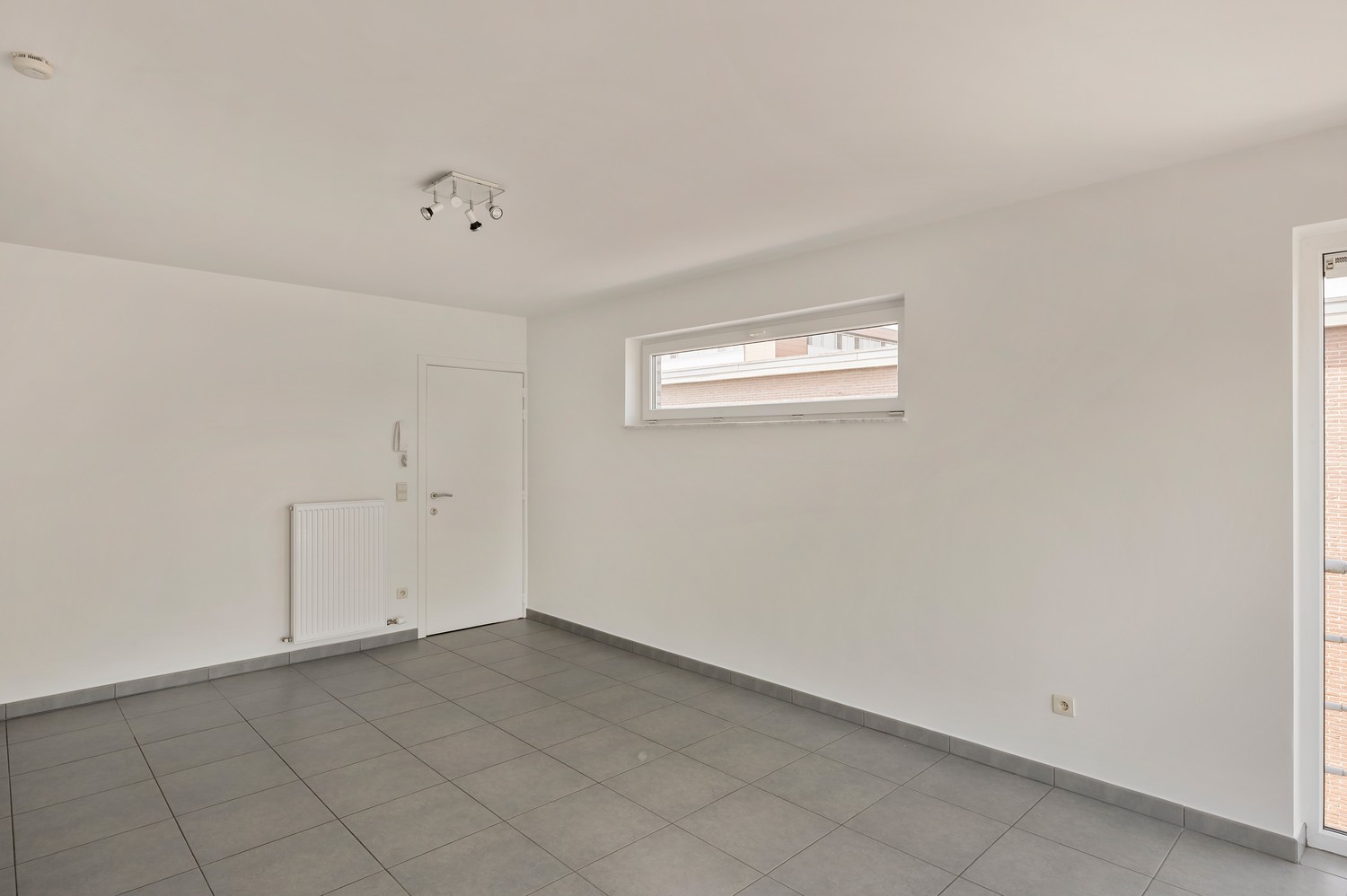 TE KOOP | Instapklaar appartement nabij het station van Geel. - foto 5