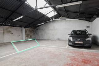 <p><span><span>This secure indoor parking space is ideal for those who want comfortable parking in the city, away from weather and traffic.</span></span><br />Perfectly<span><span>suited for neighborhood residents, commuters or as an additional parking solution downtown.</span></span></p>