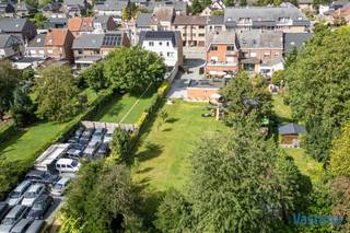 U bent op zoek naar een bouw- of projectgrond op slechts enkele passen van het centrum van Ninove? Dan mag u deze uitzonderlijke opportuniteit...