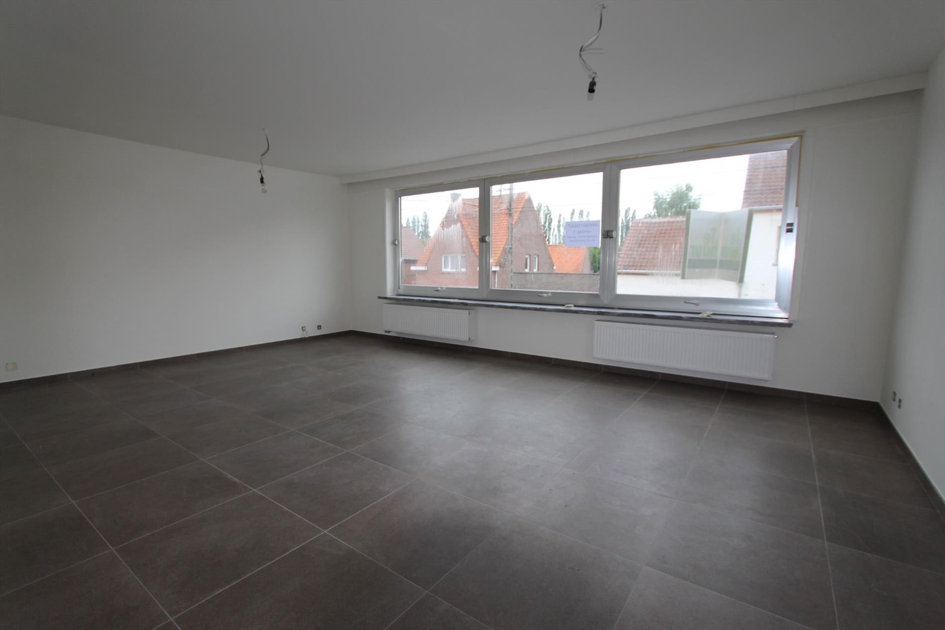 Appartement op eerste verdieping met 2 slaapkamers en terras te Koekelare - foto 4