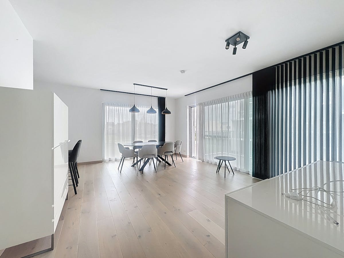 Instapklaar appartement met ruim terras en twee slaapkamers - foto 4