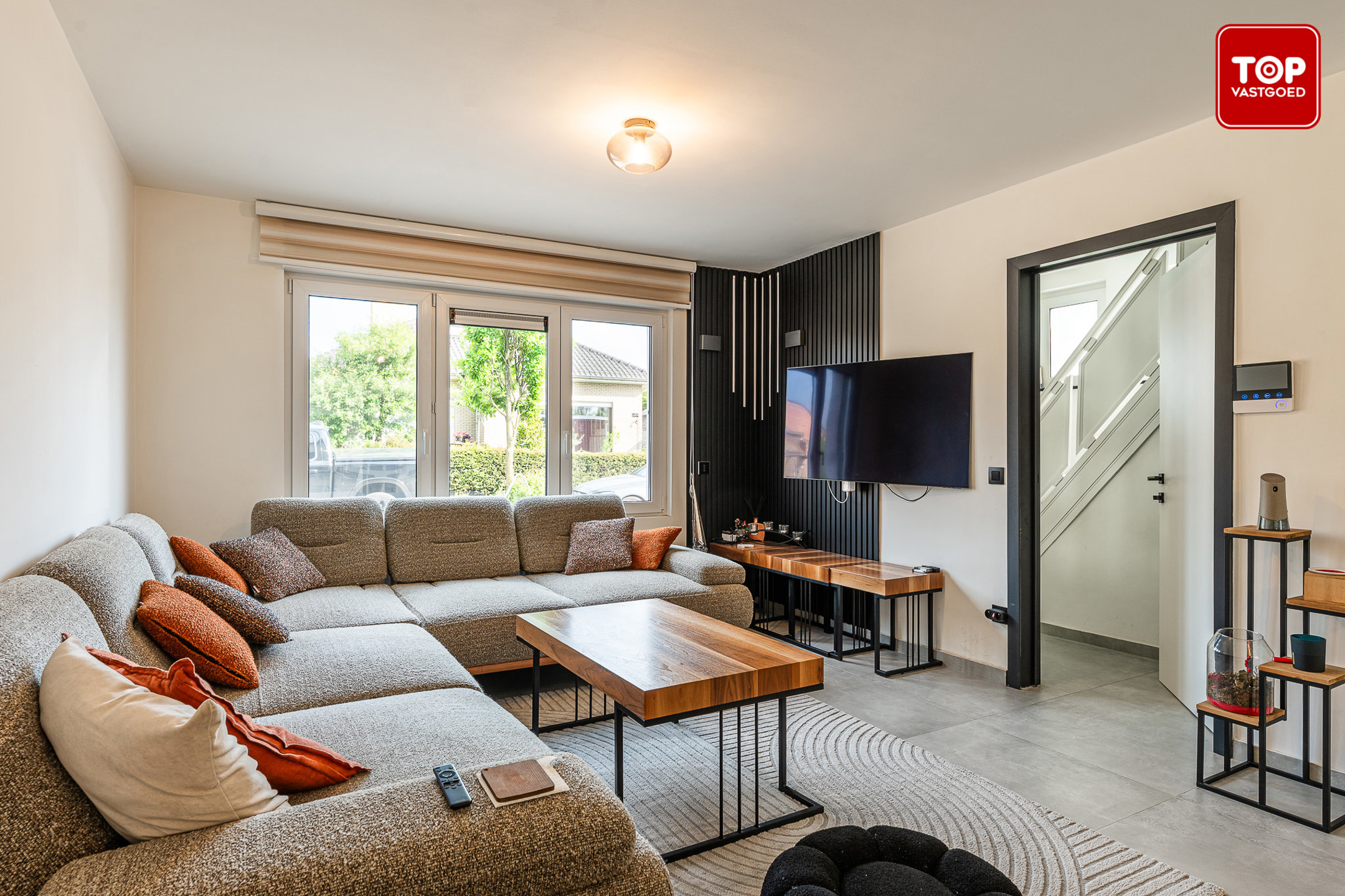 Gerenoveerde open bebouwing met 5 slaapkamers en tuin - foto 3