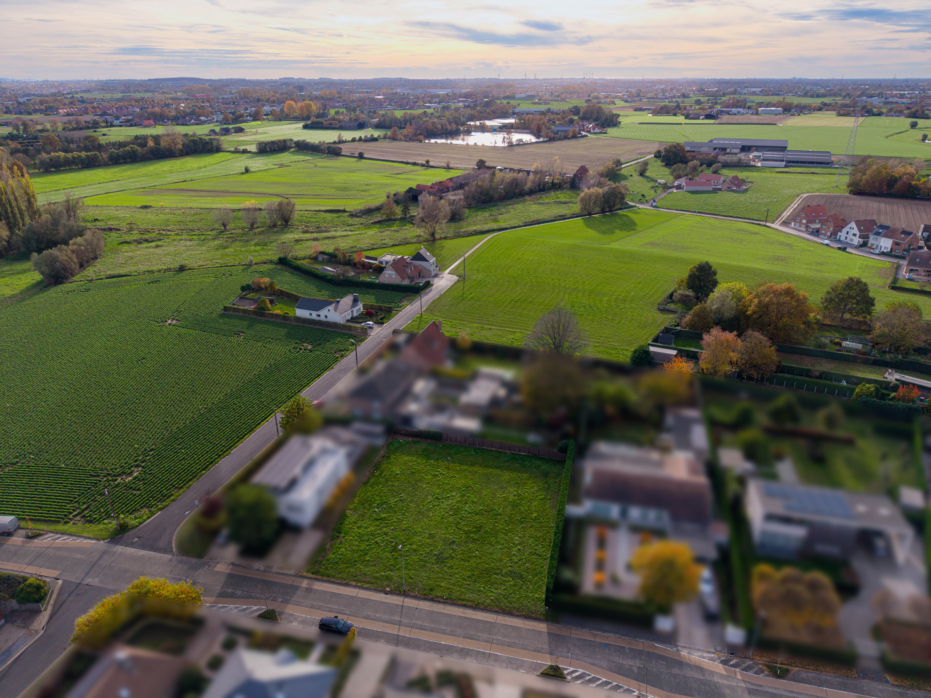 Te koop – Ruim bouwperceel in rustige straat, Waregem  - foto 2