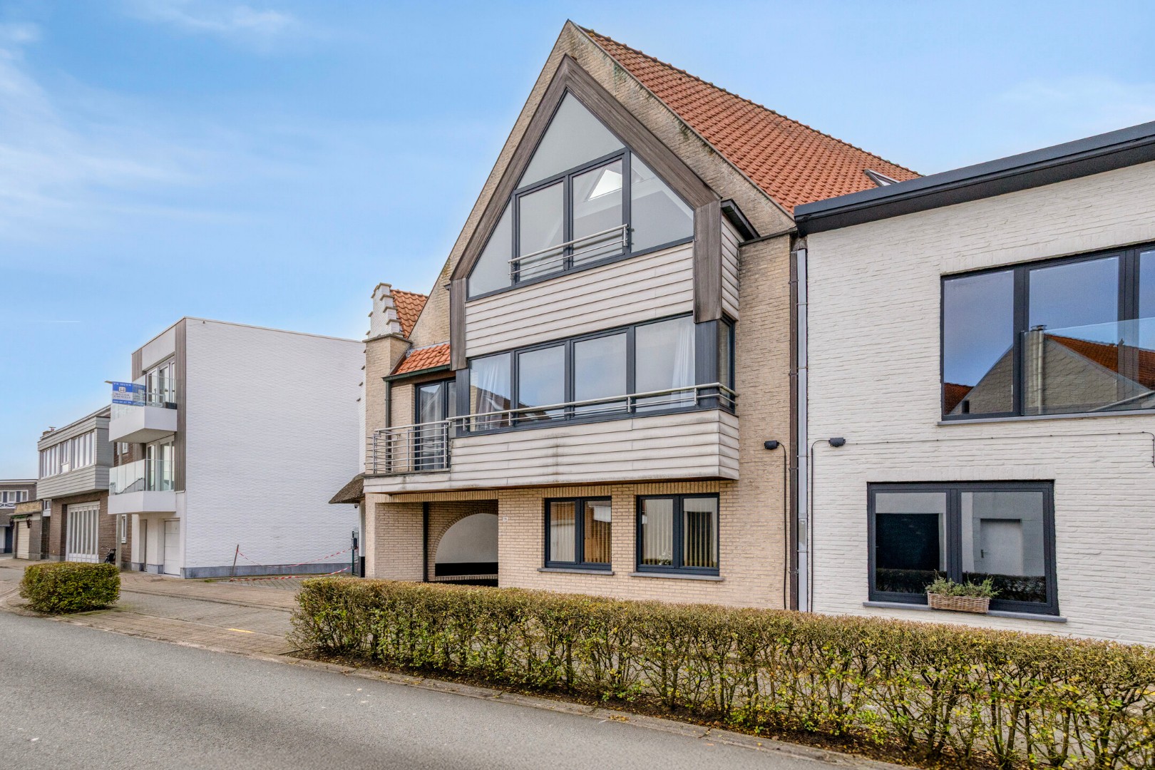 Opbrengsteigendom met 3 instapklare appartementen in oud Knokke - foto 3