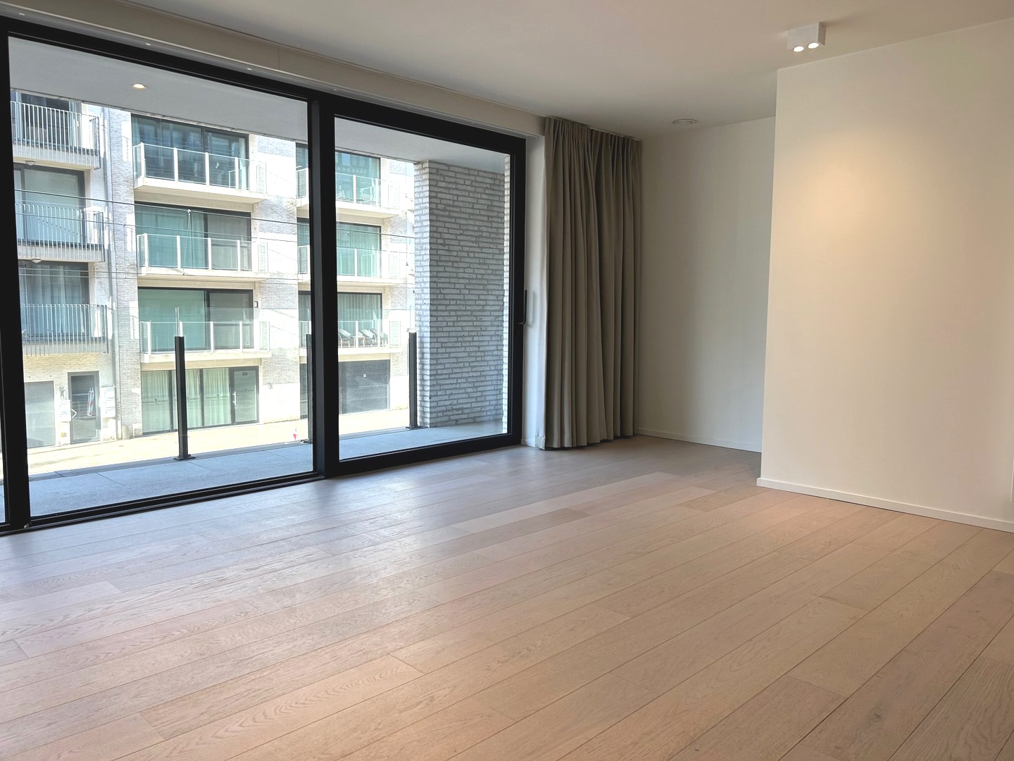 Perfect afgewerkte assistentieflat te Oostduinkerke-bad - foto 3